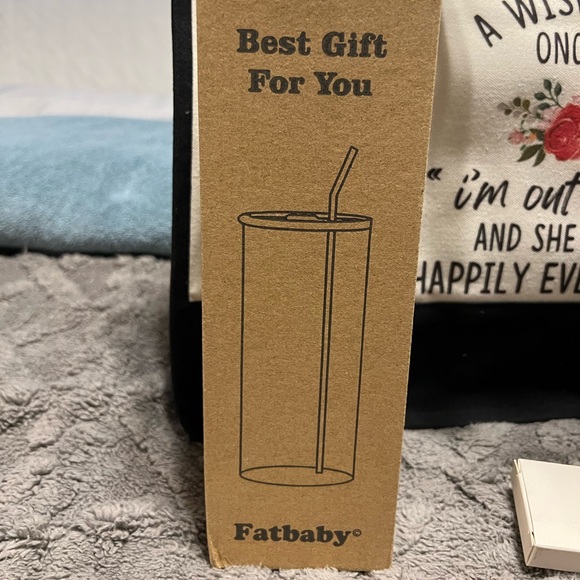 Retirement gift package 🎁 CAN SEPARATE ITEMS, just lmk if interested :) - Picture 2 of 11